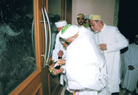 Syedna Mohammed Burhanuddin (TUS) performing the Iftetah